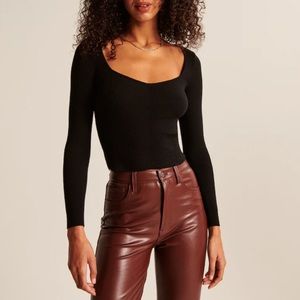 Abercrombie | Luxeloft Date Knit Sweater